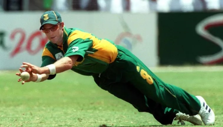 Top 10 Best Fielders in Cricket History